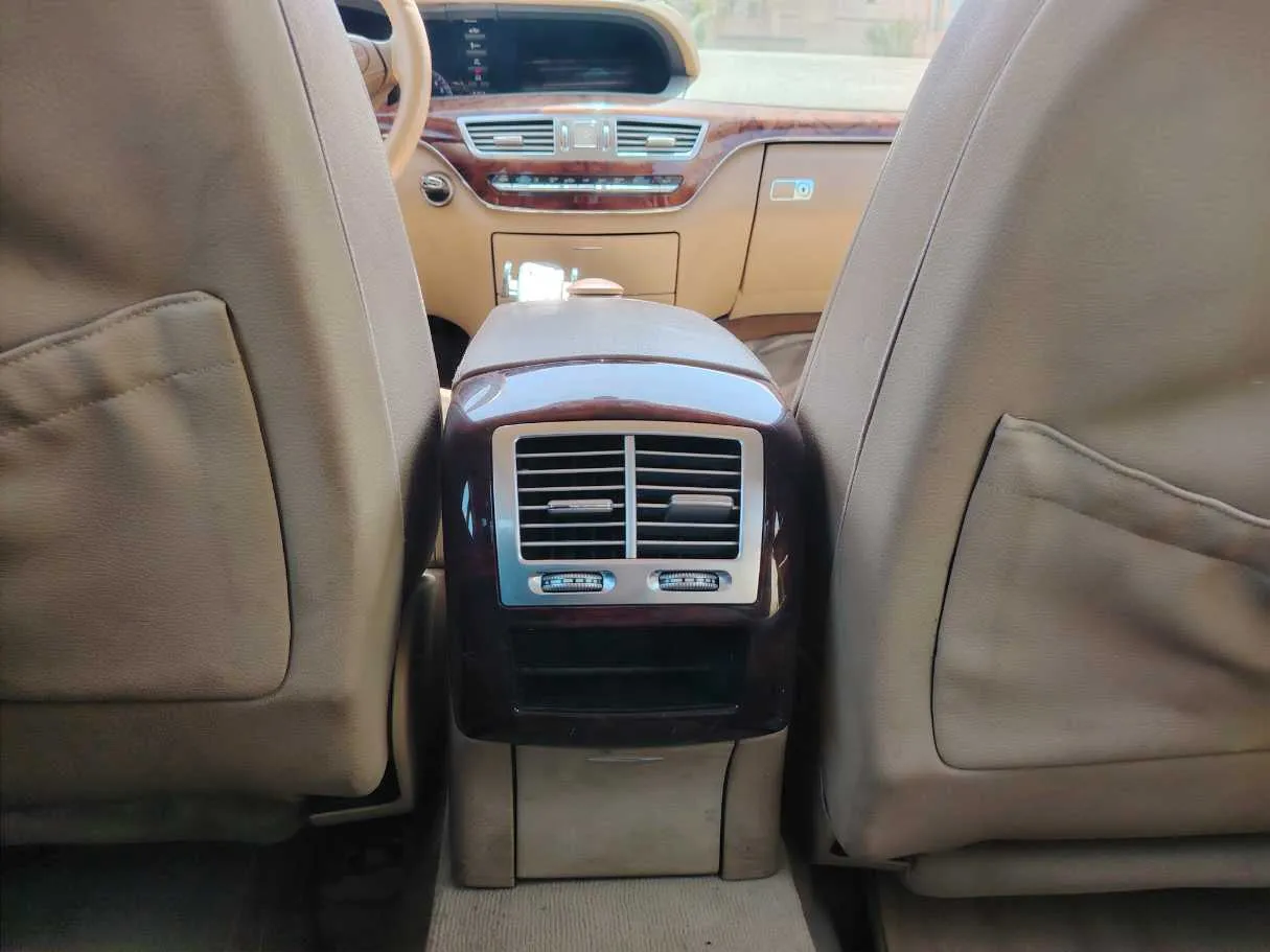 Car image 31