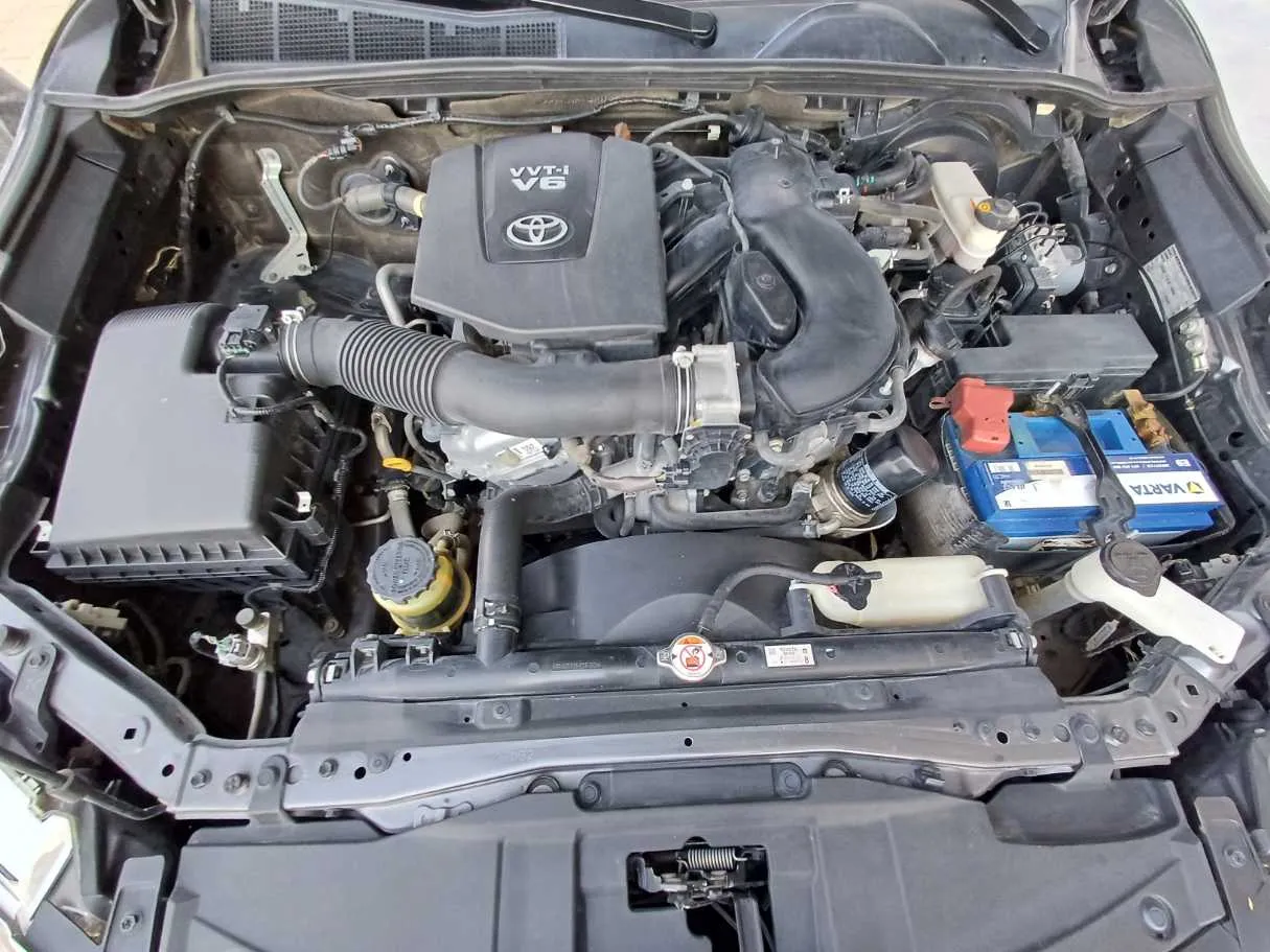 Car image 22