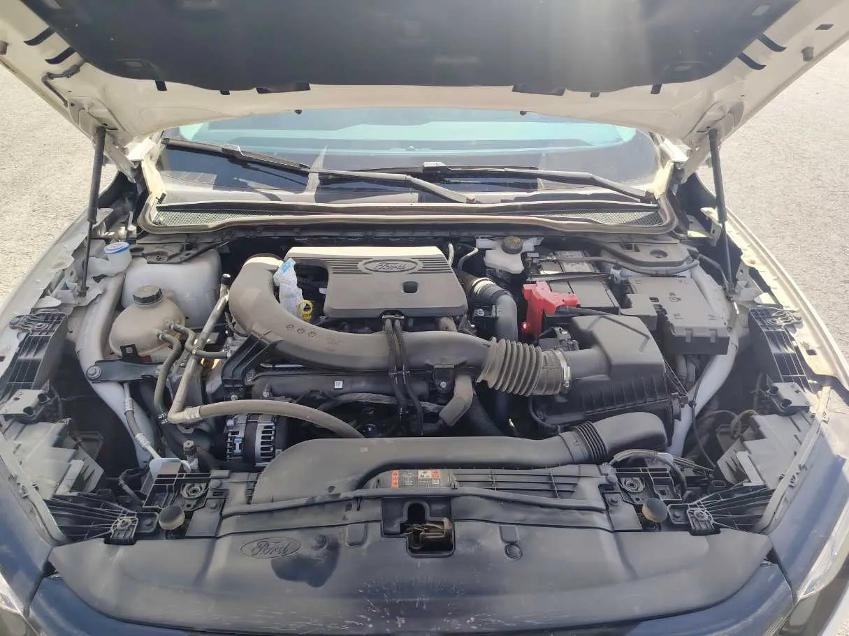 Car image 32