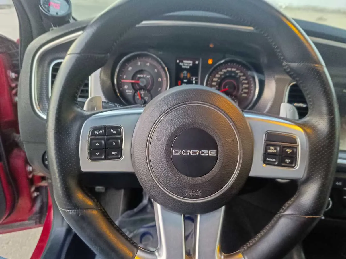 Car image 29