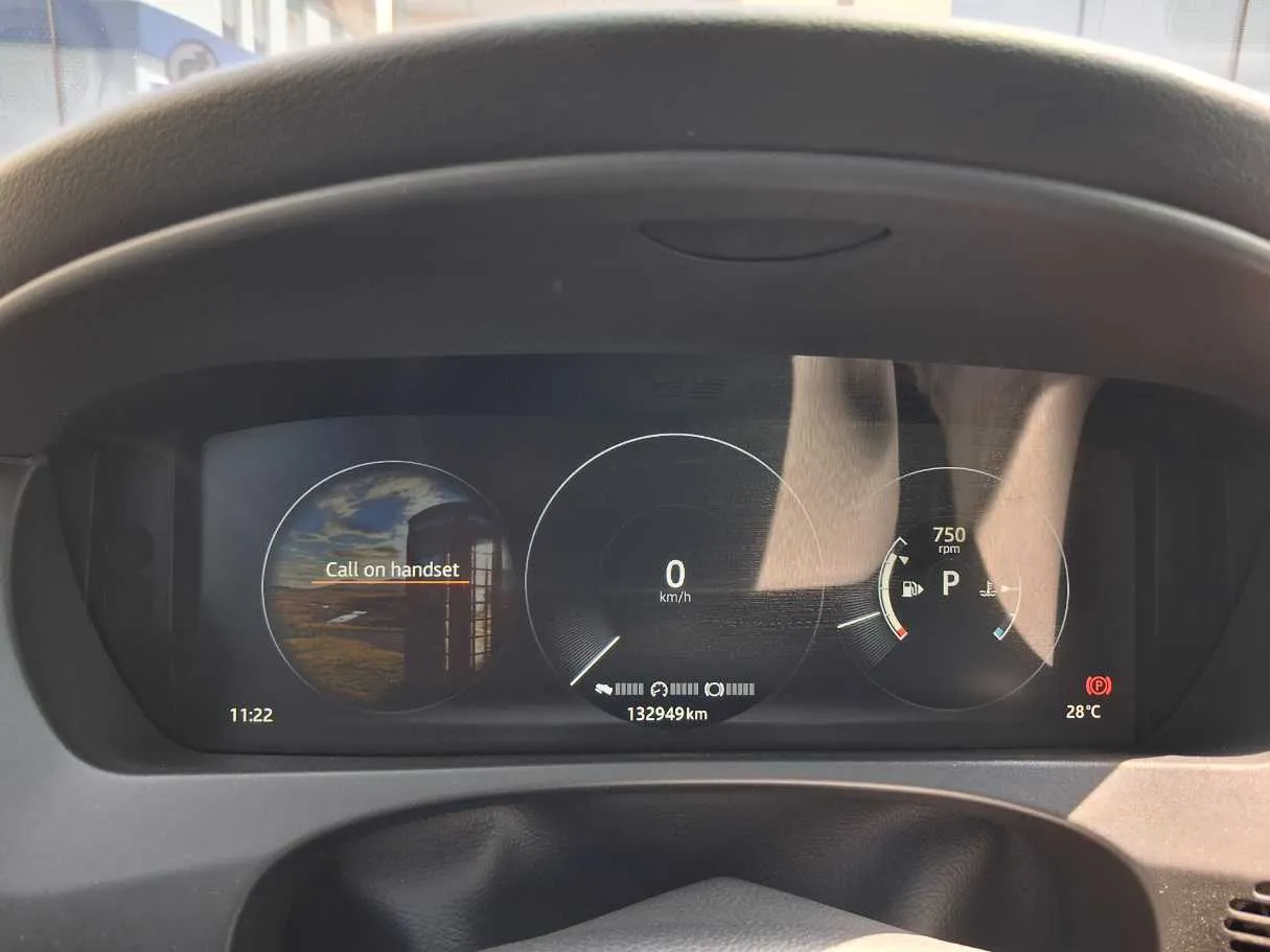 Car image 20