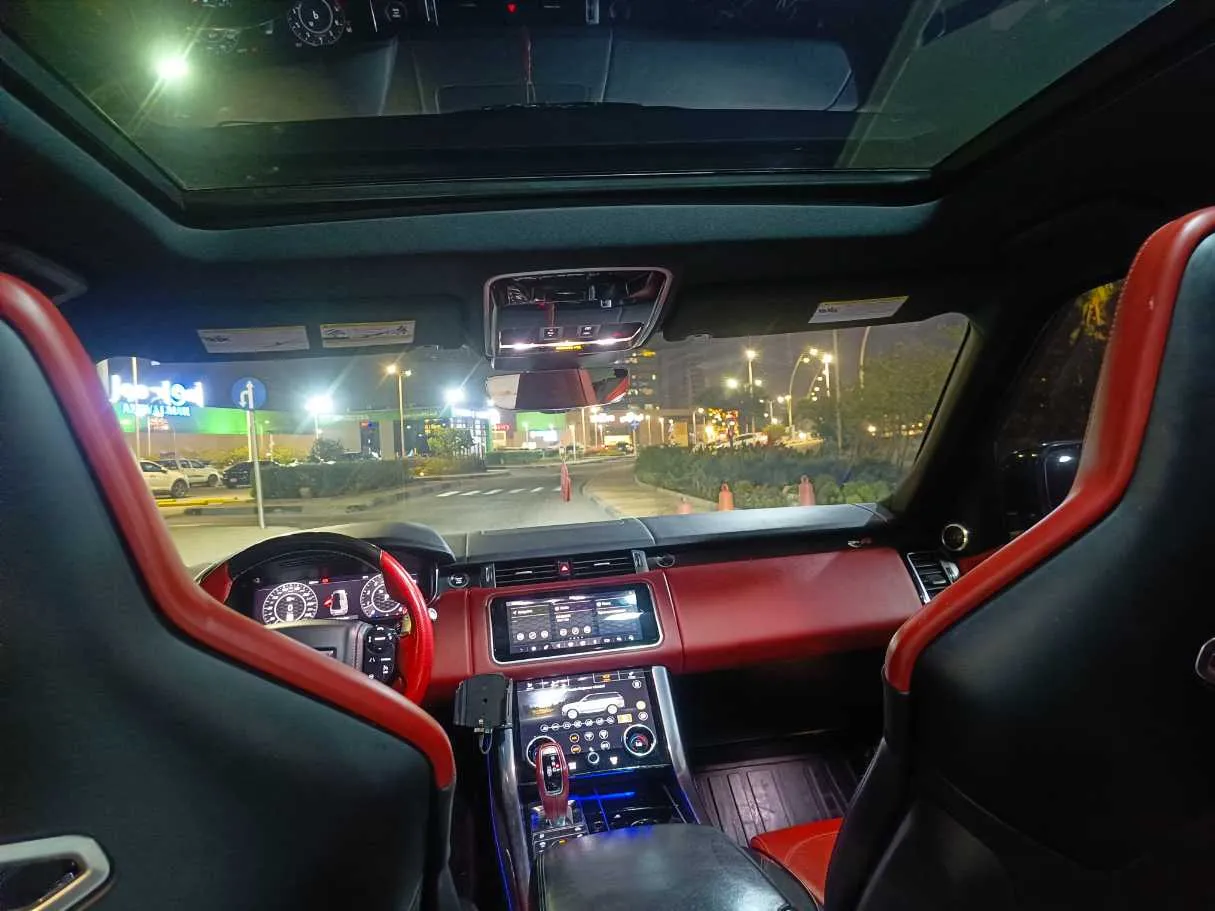 Car image 23