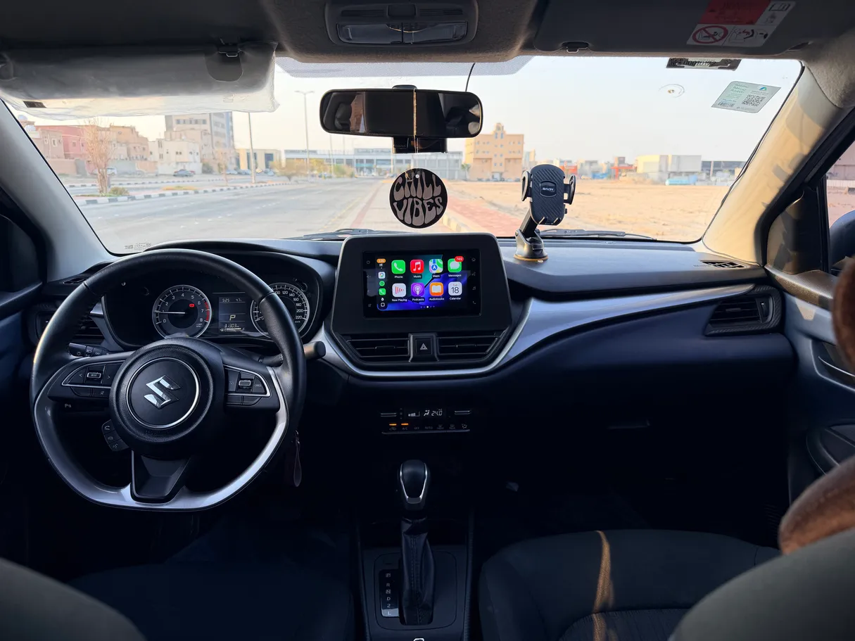 Car image 6