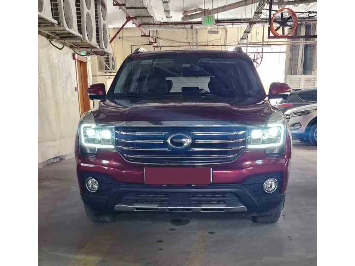 Car image 2