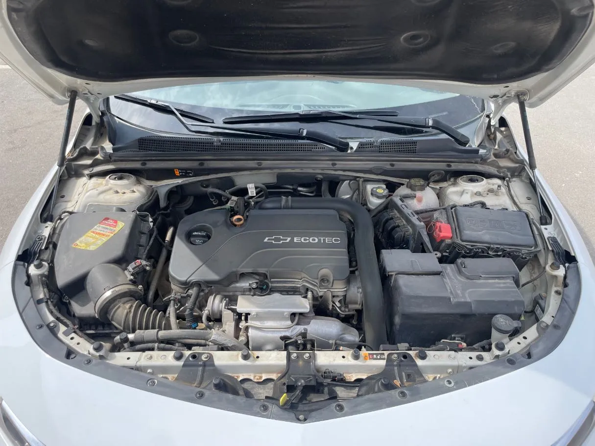 Car image 23