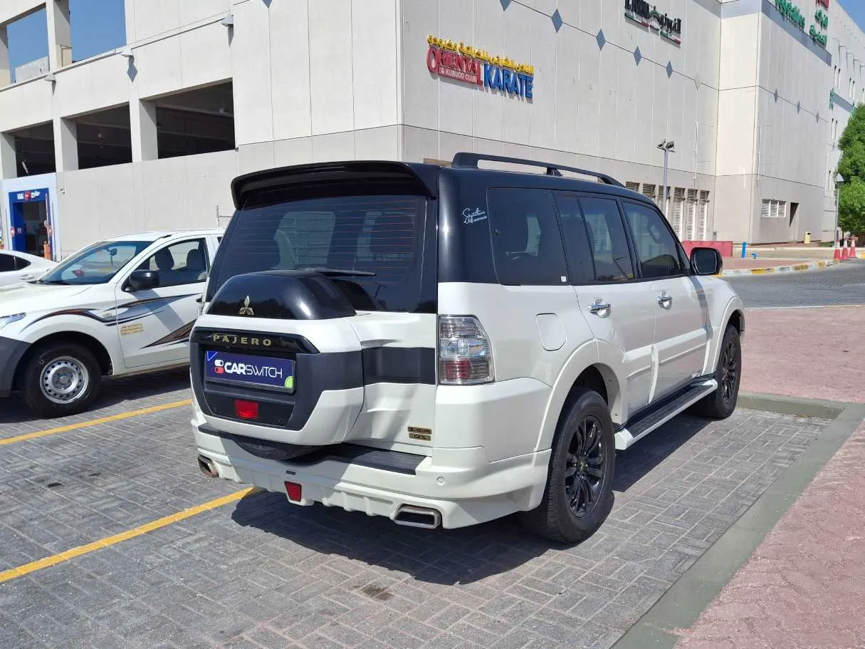 Car image 7
