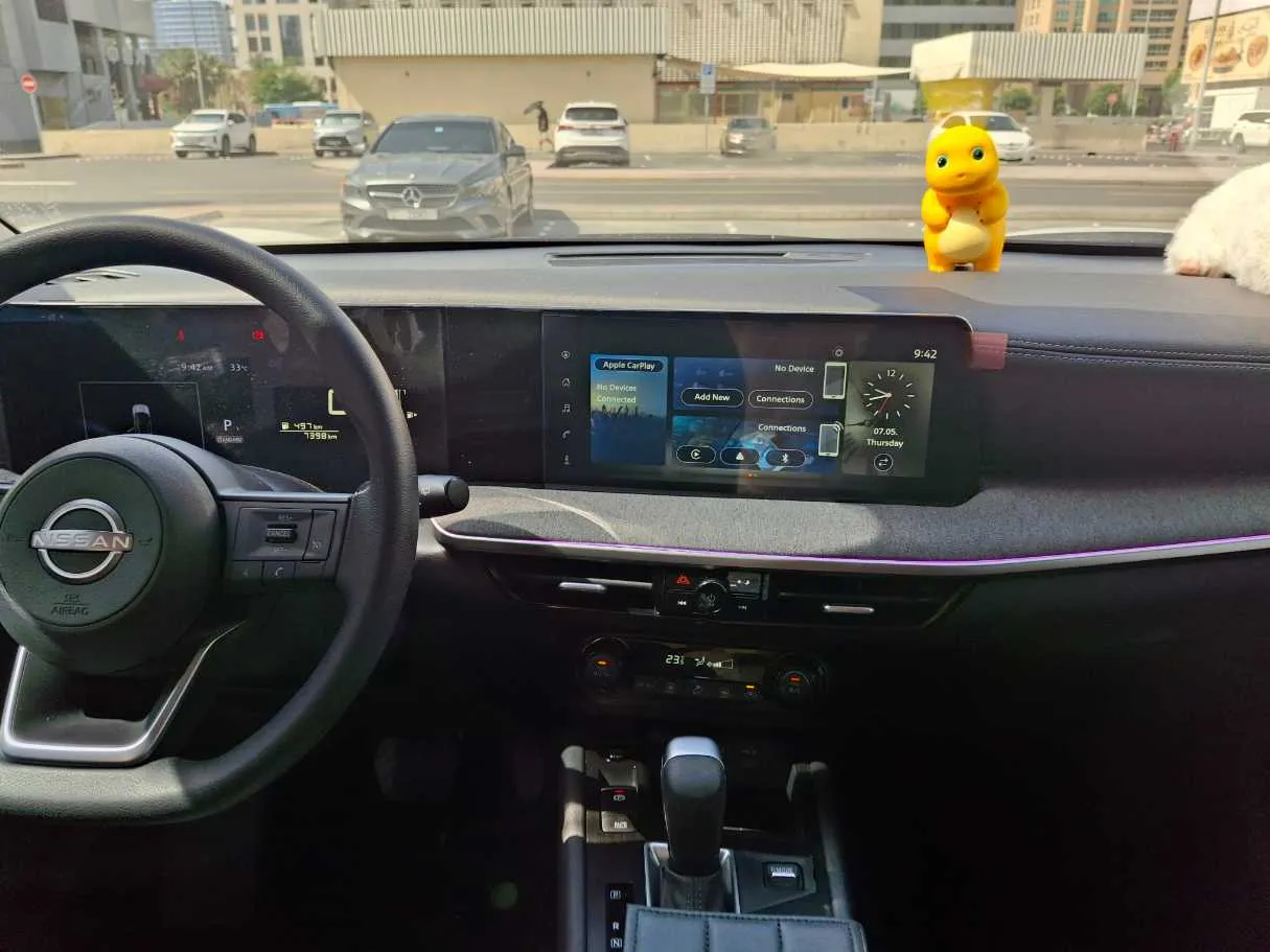 Car image 15