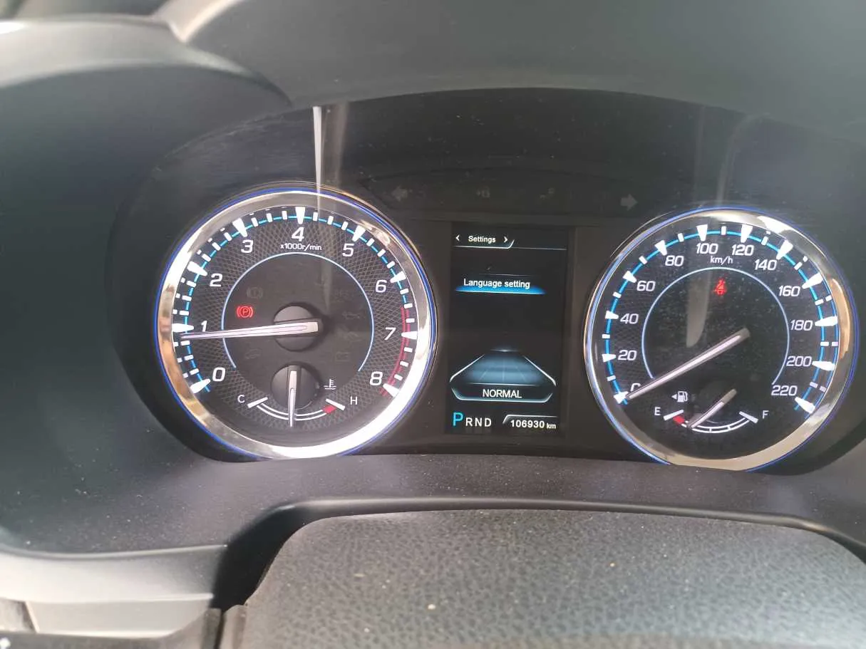 Car image 19