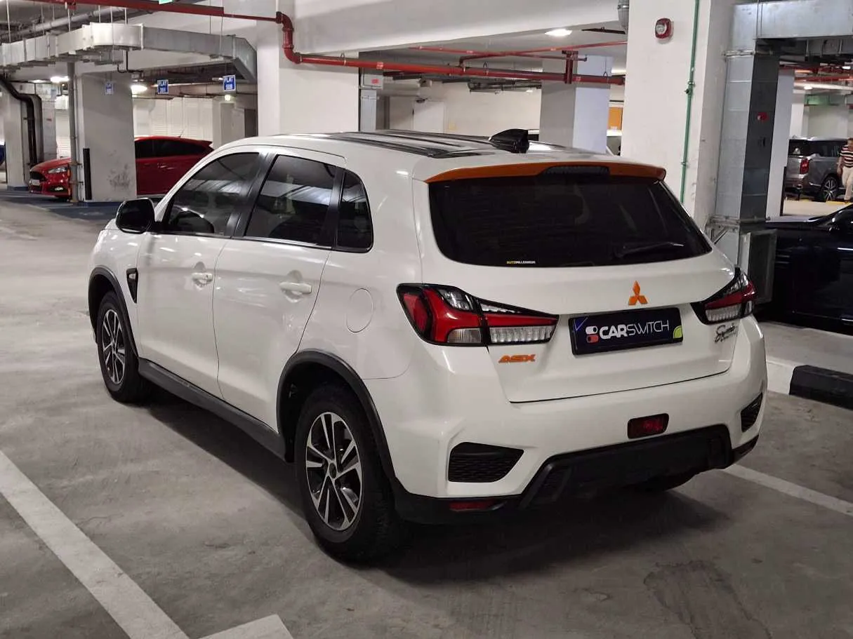 Car image 7