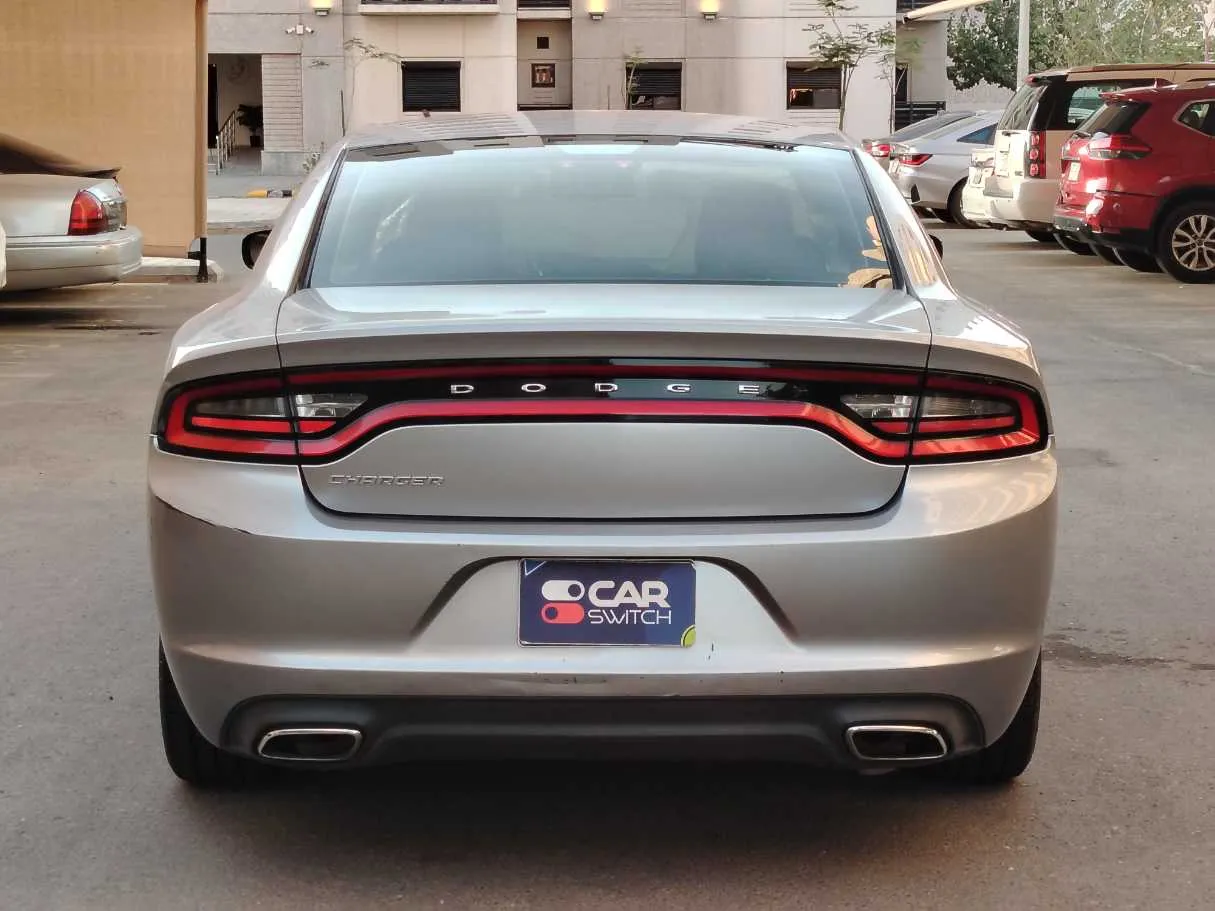 Car image 6
