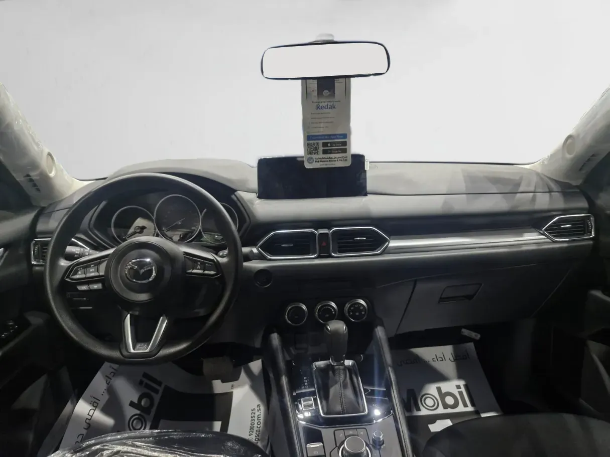 Car image 8