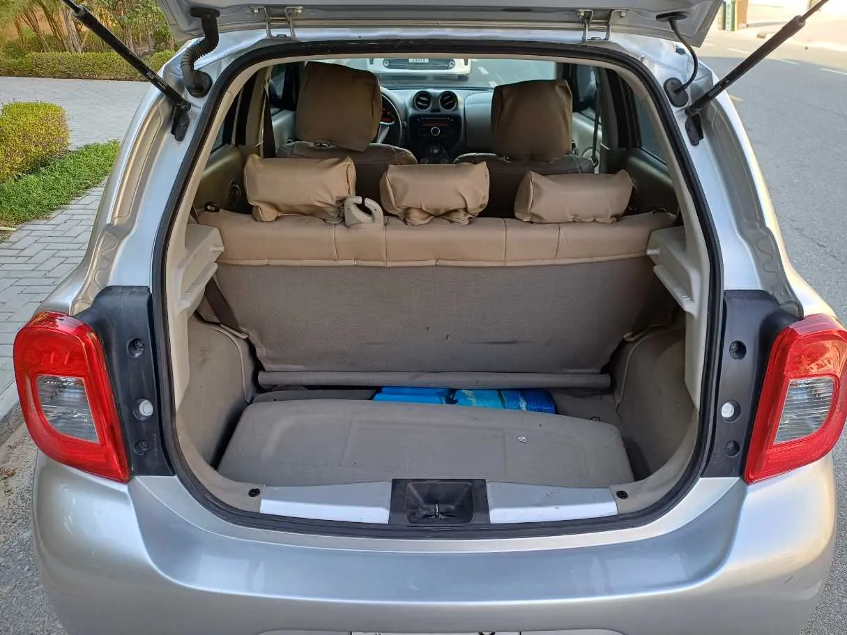 Car image 20
