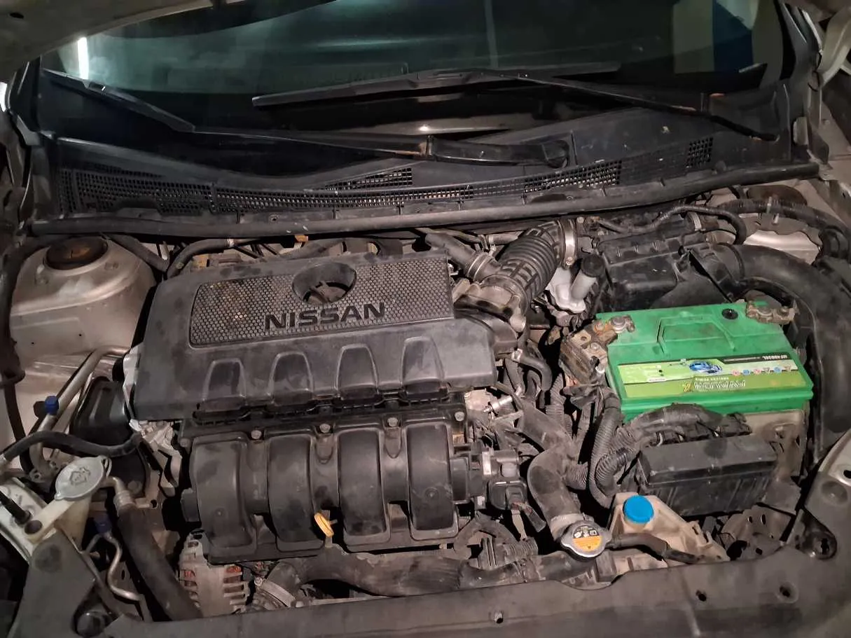 Car image 19