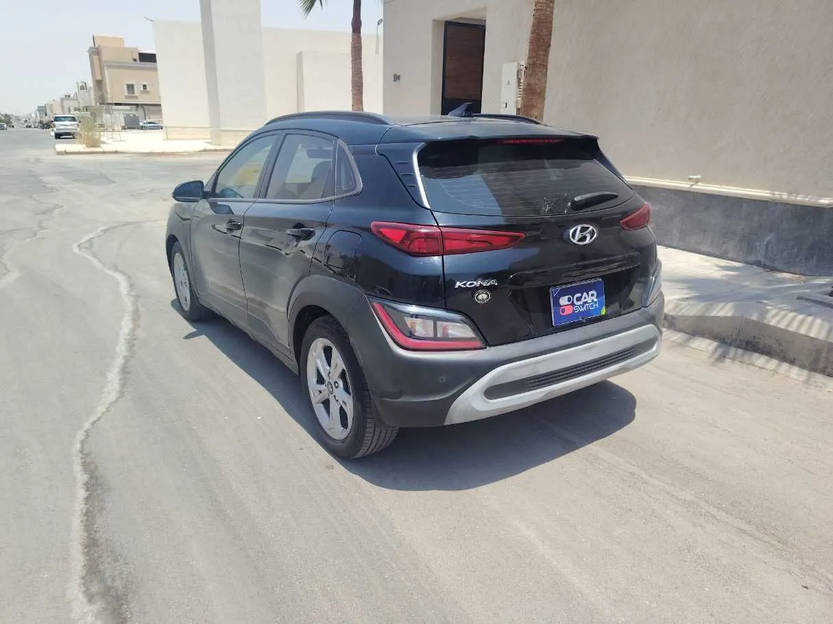 Car image 7