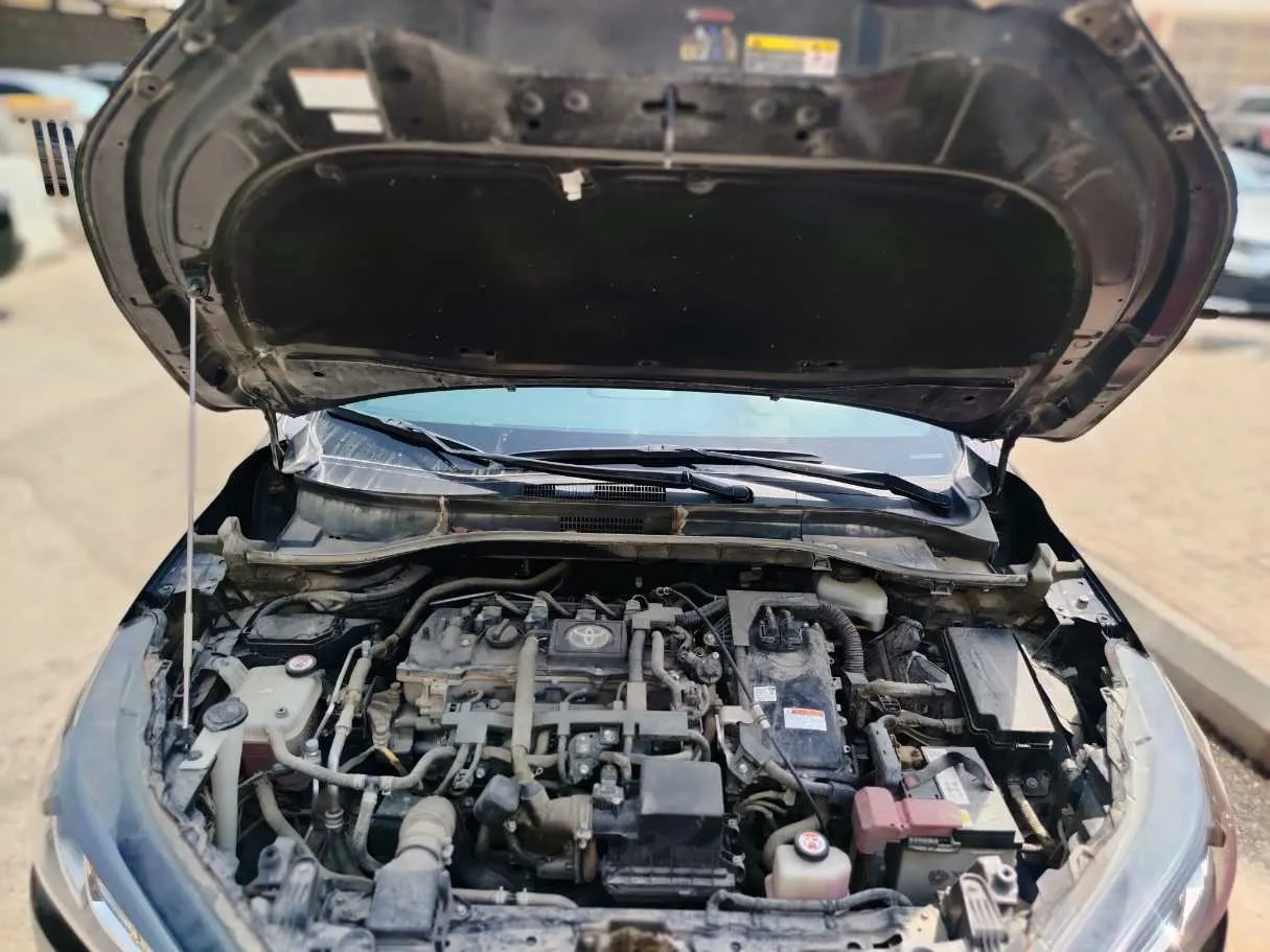 Car image 27
