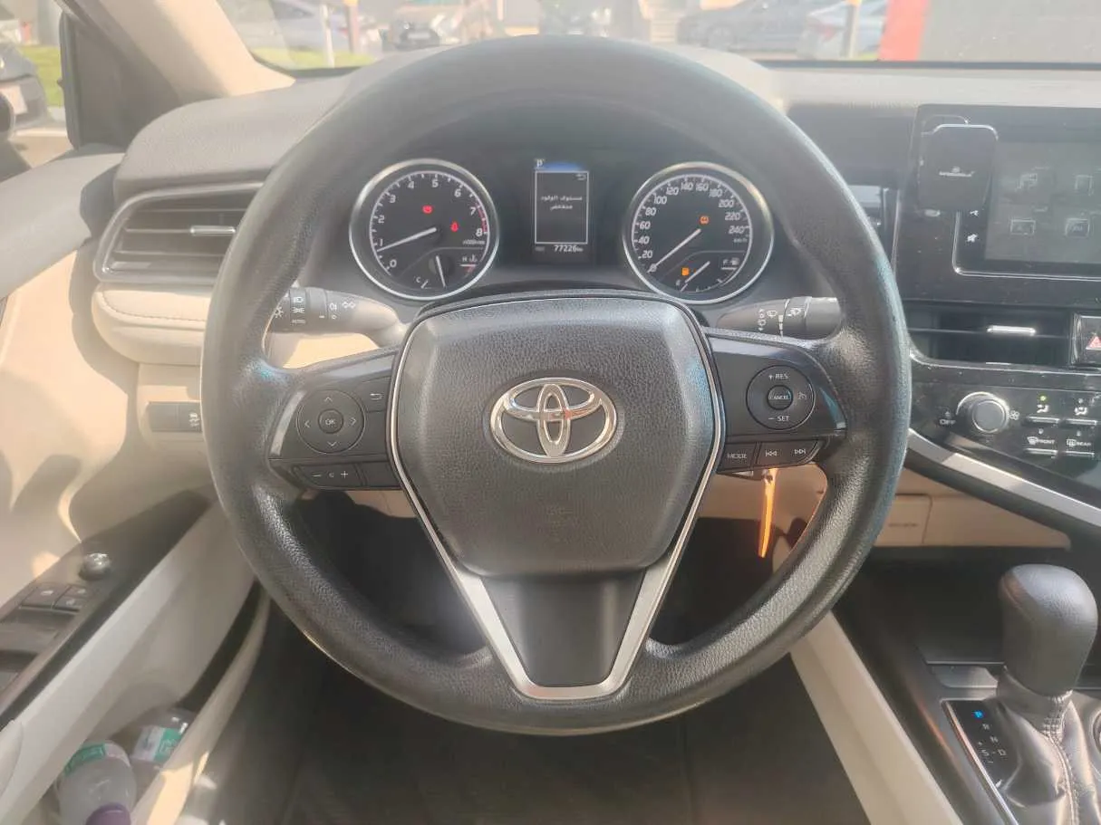 Car image 21
