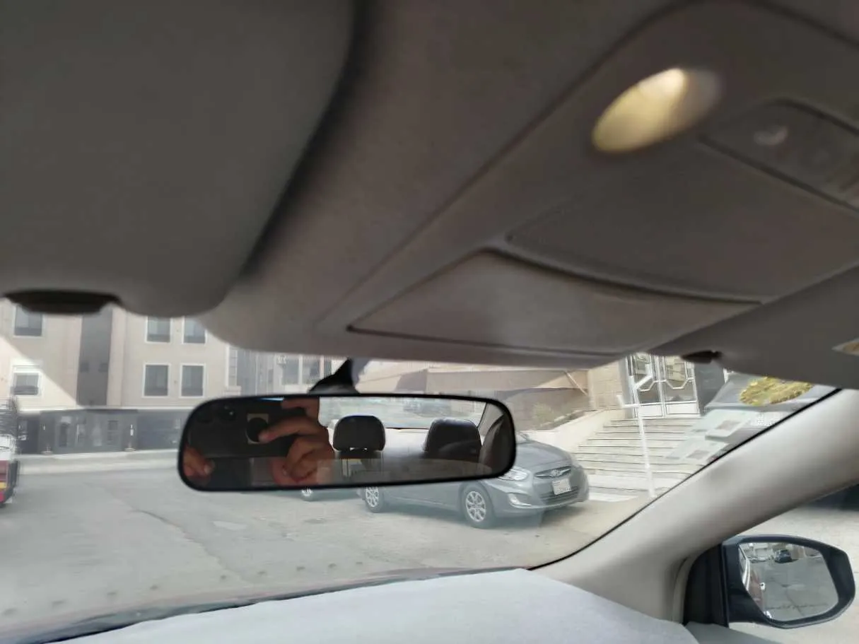 Car image 31