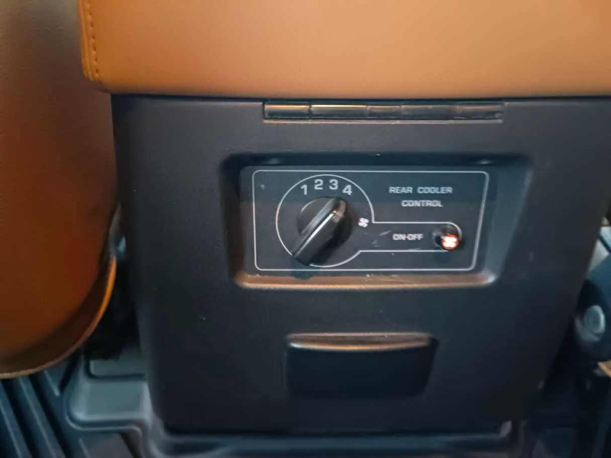 Car image 29