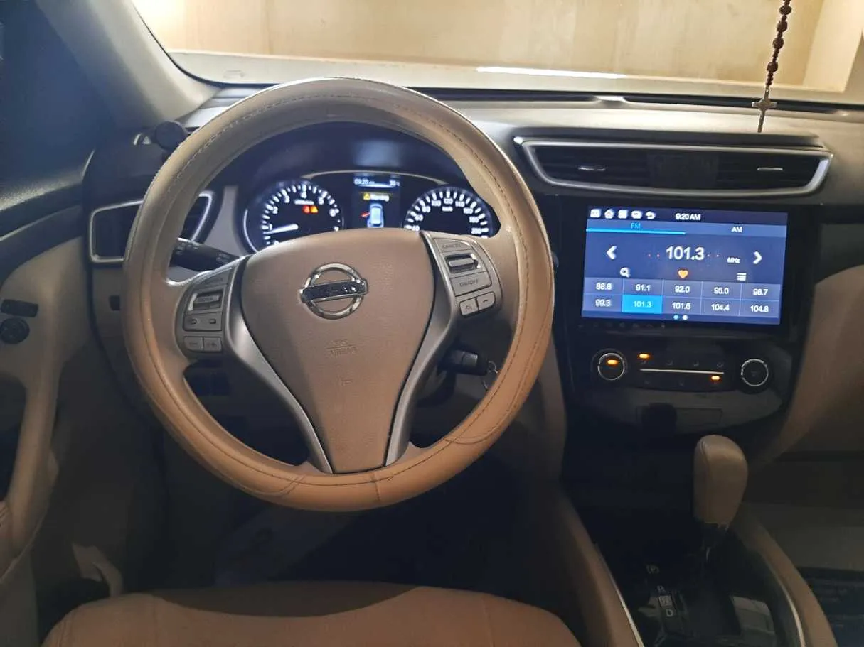 Car image 17