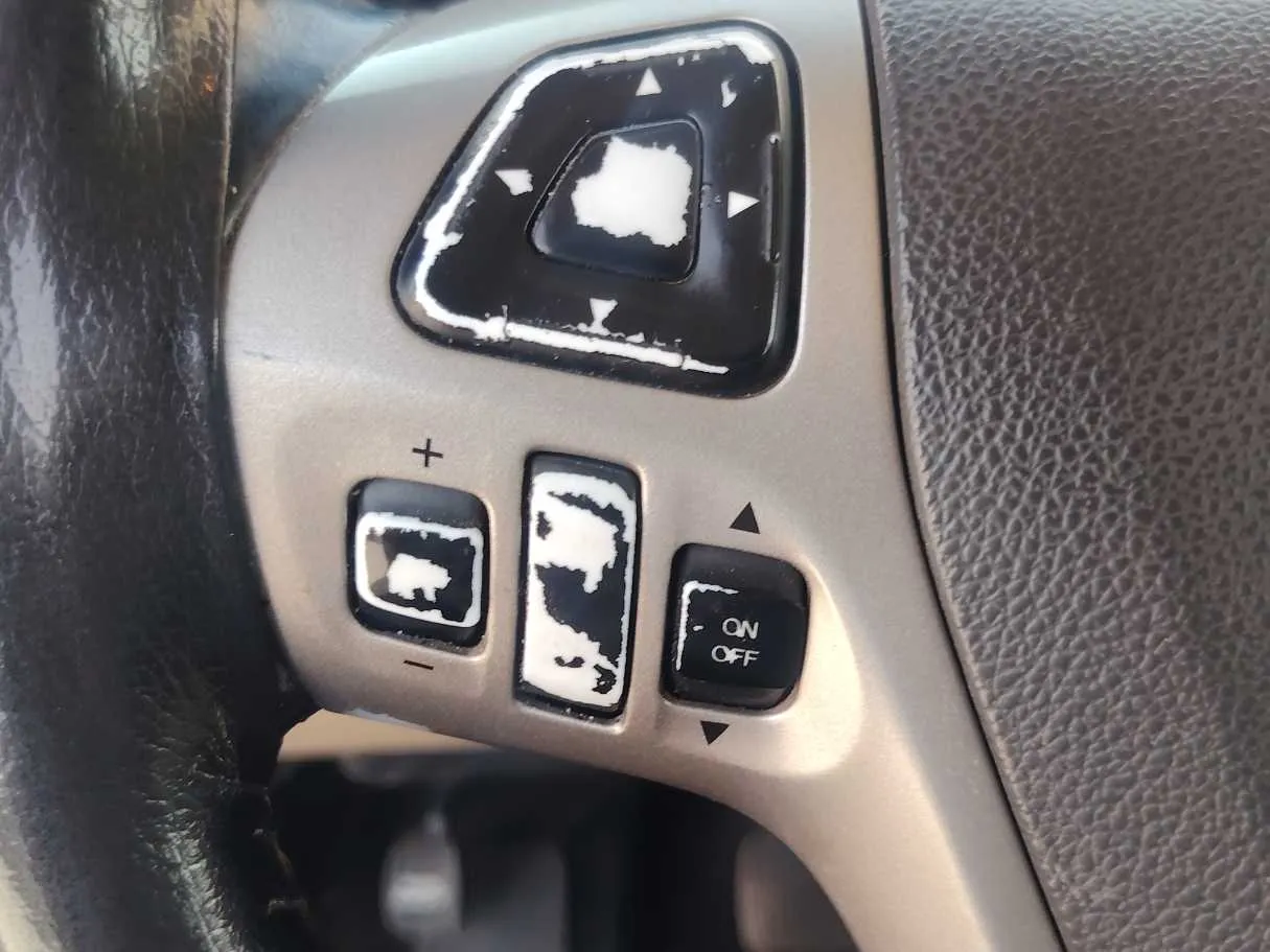 Car image 31