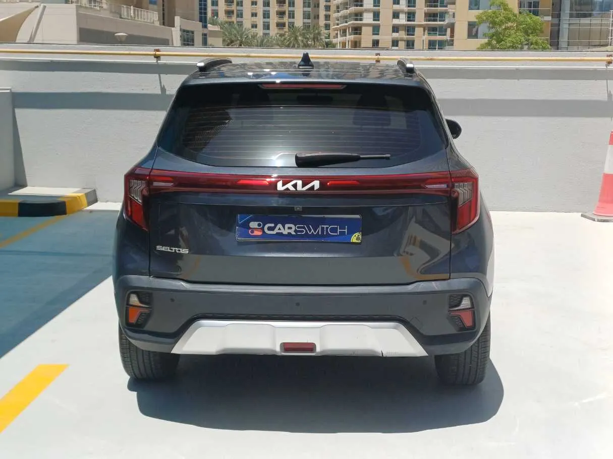 Car image 6