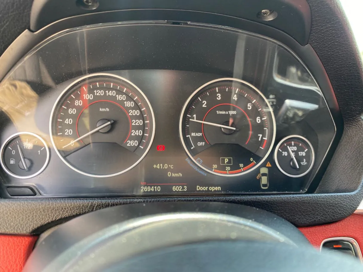 Car image 20
