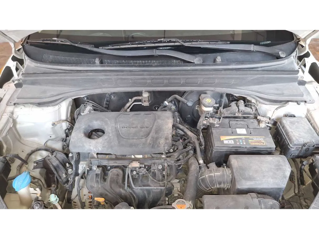 Car image 20
