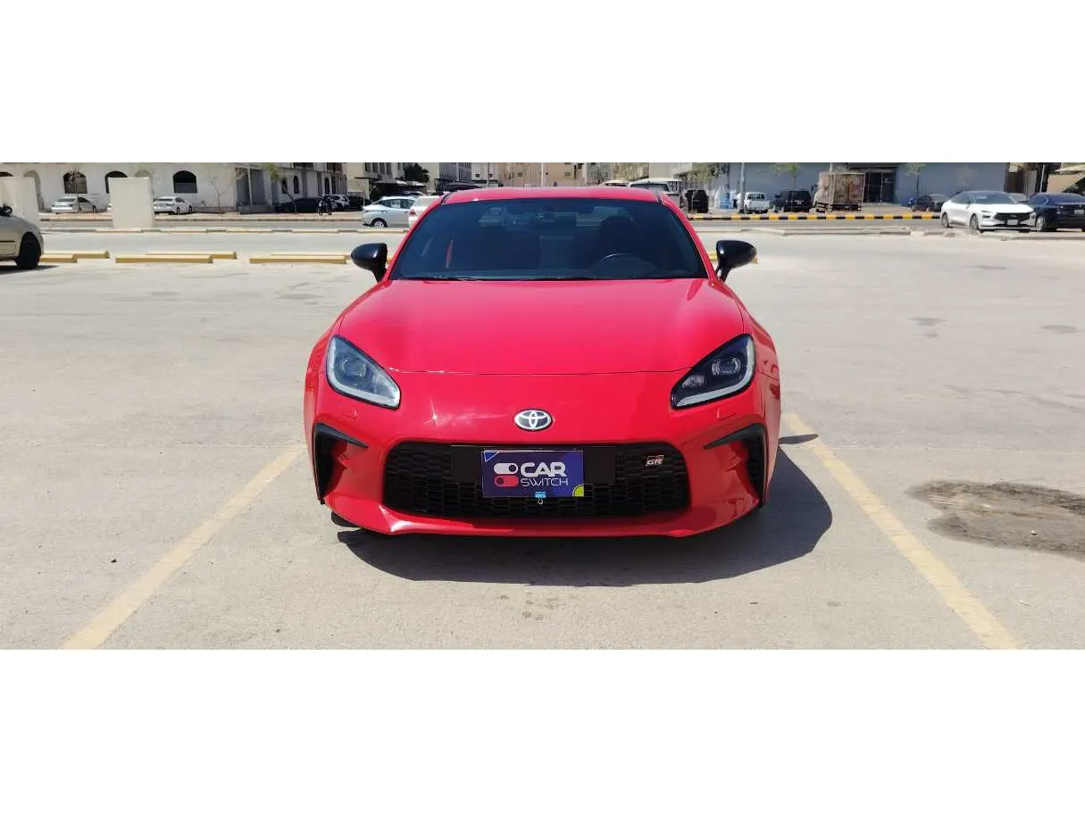 Car image 2