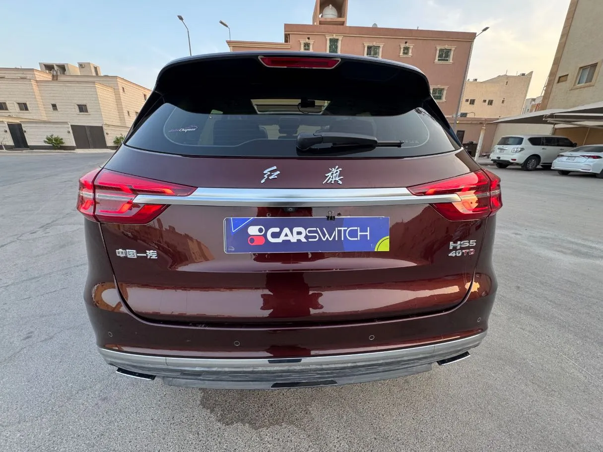 Car image 6