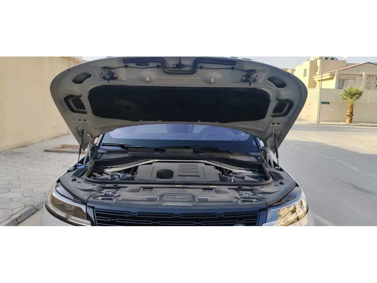 Car image 32