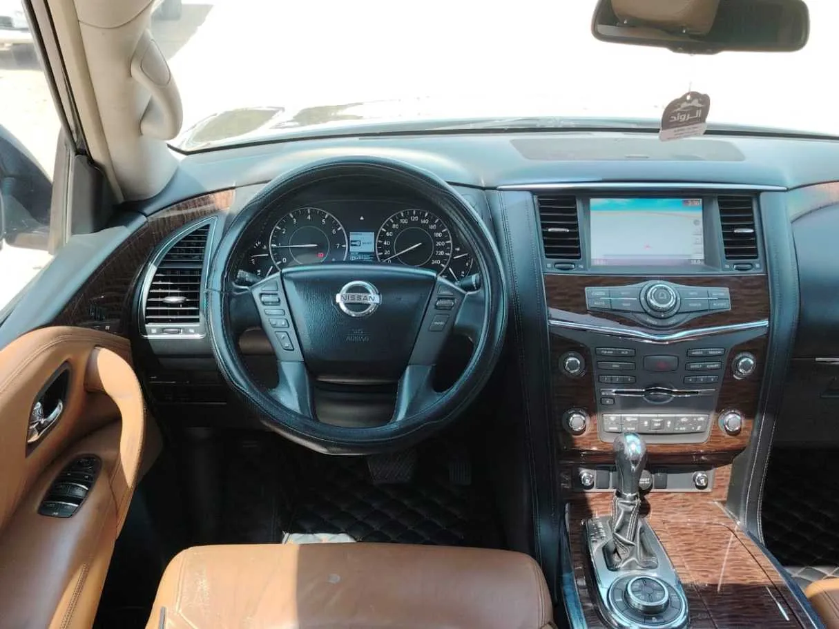 Car image 23