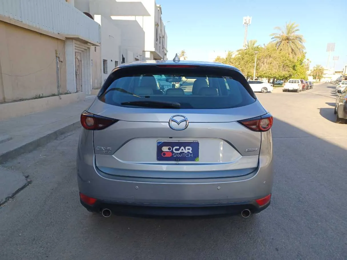 Car image 6