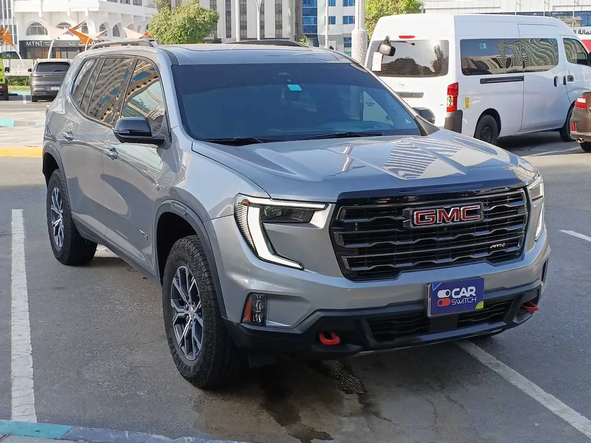 Car image 3