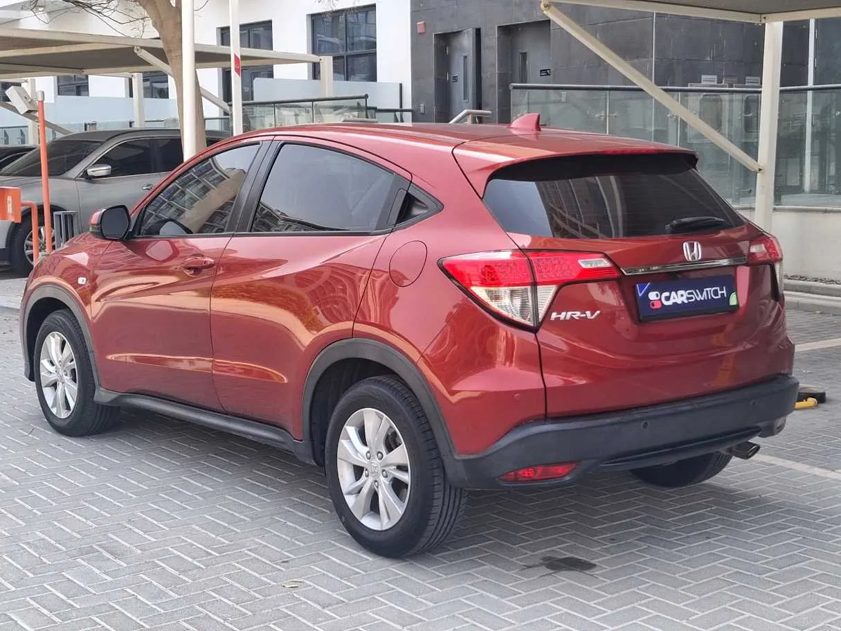 Car image 7
