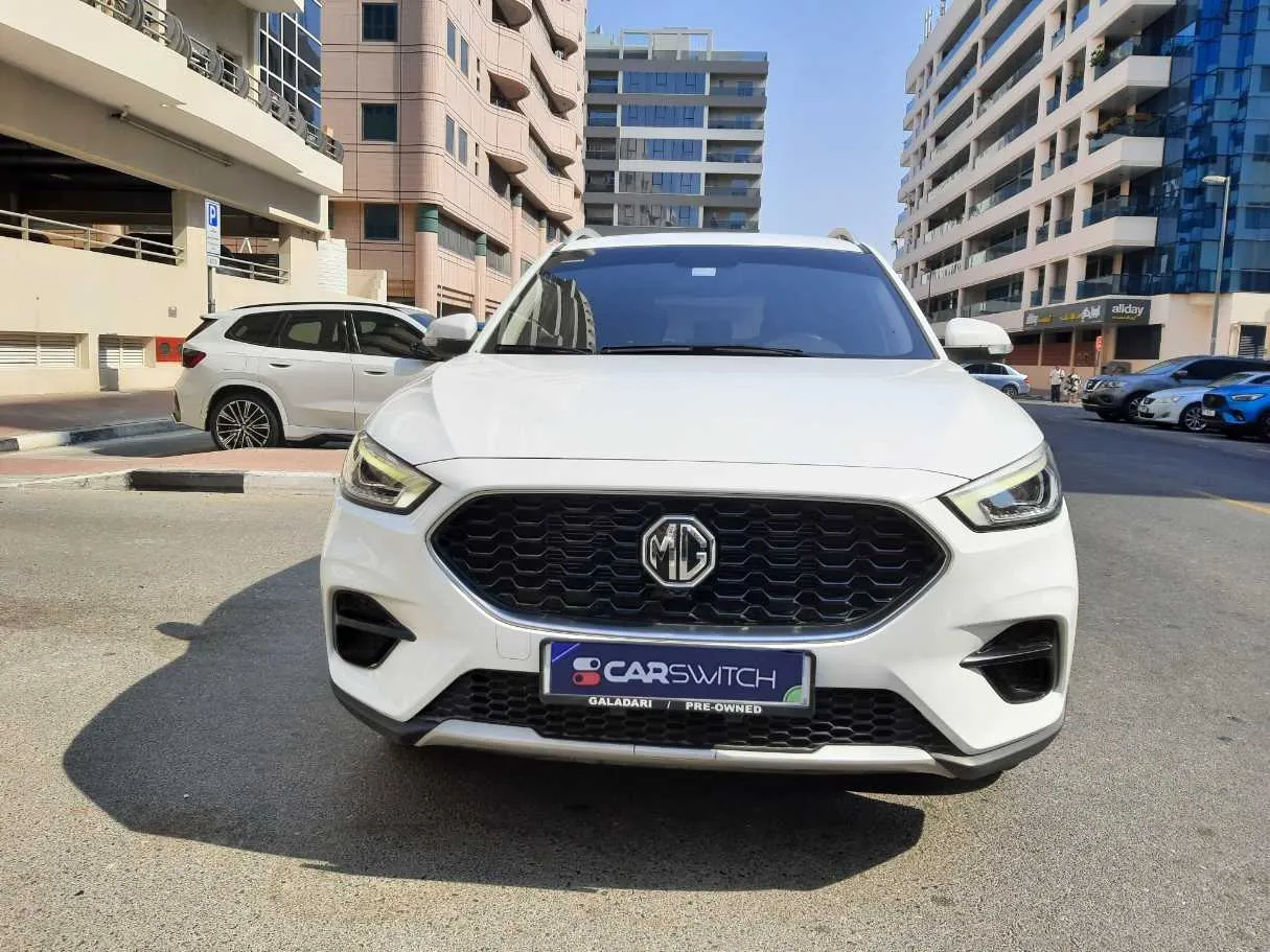 Car image 2
