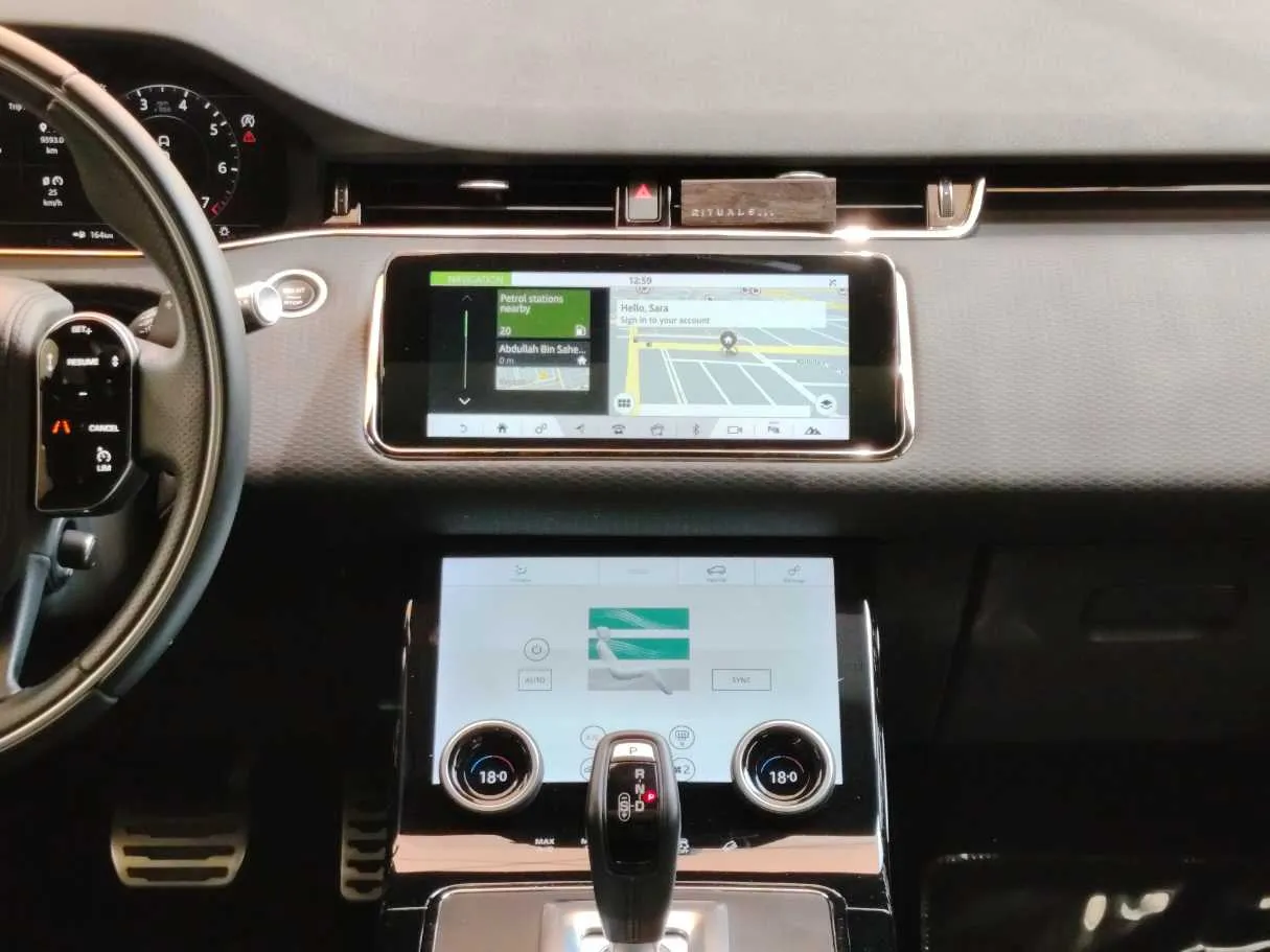 Car image 20