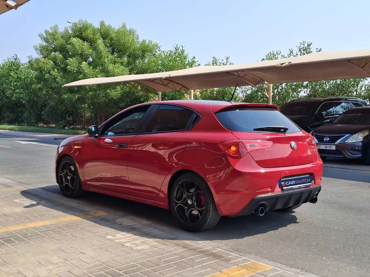 Car image 7