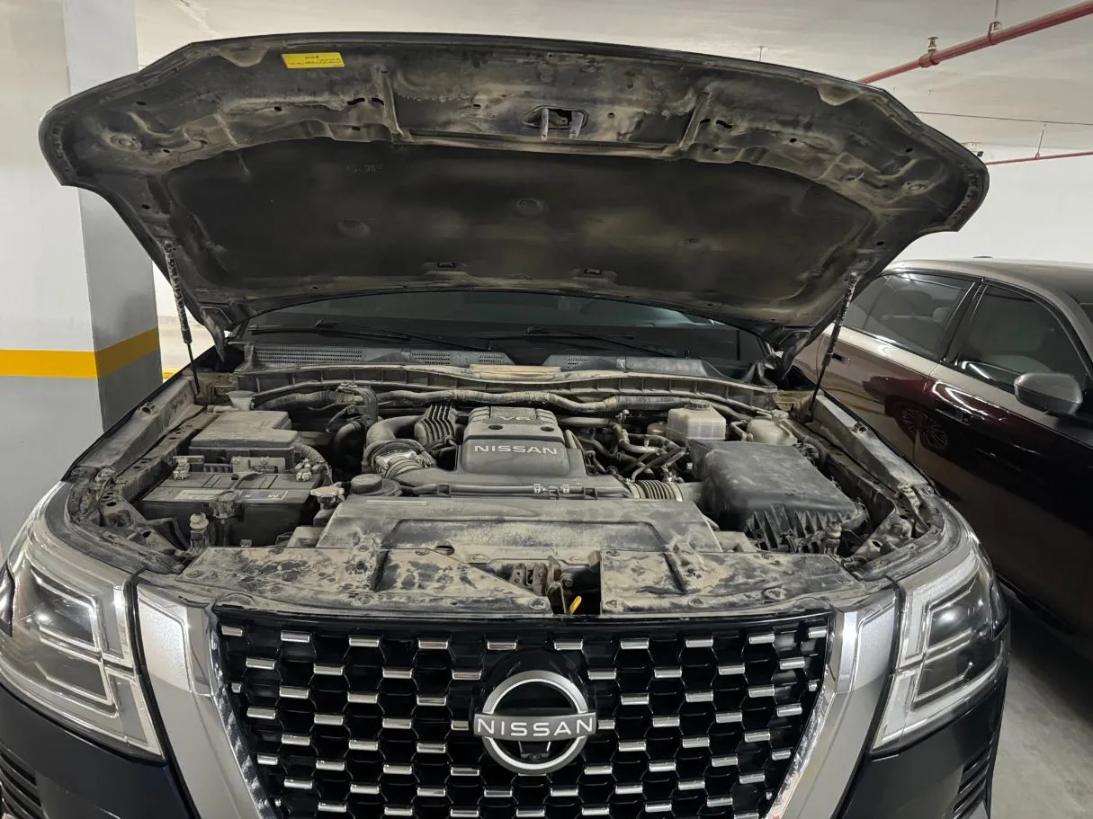 Car image 25
