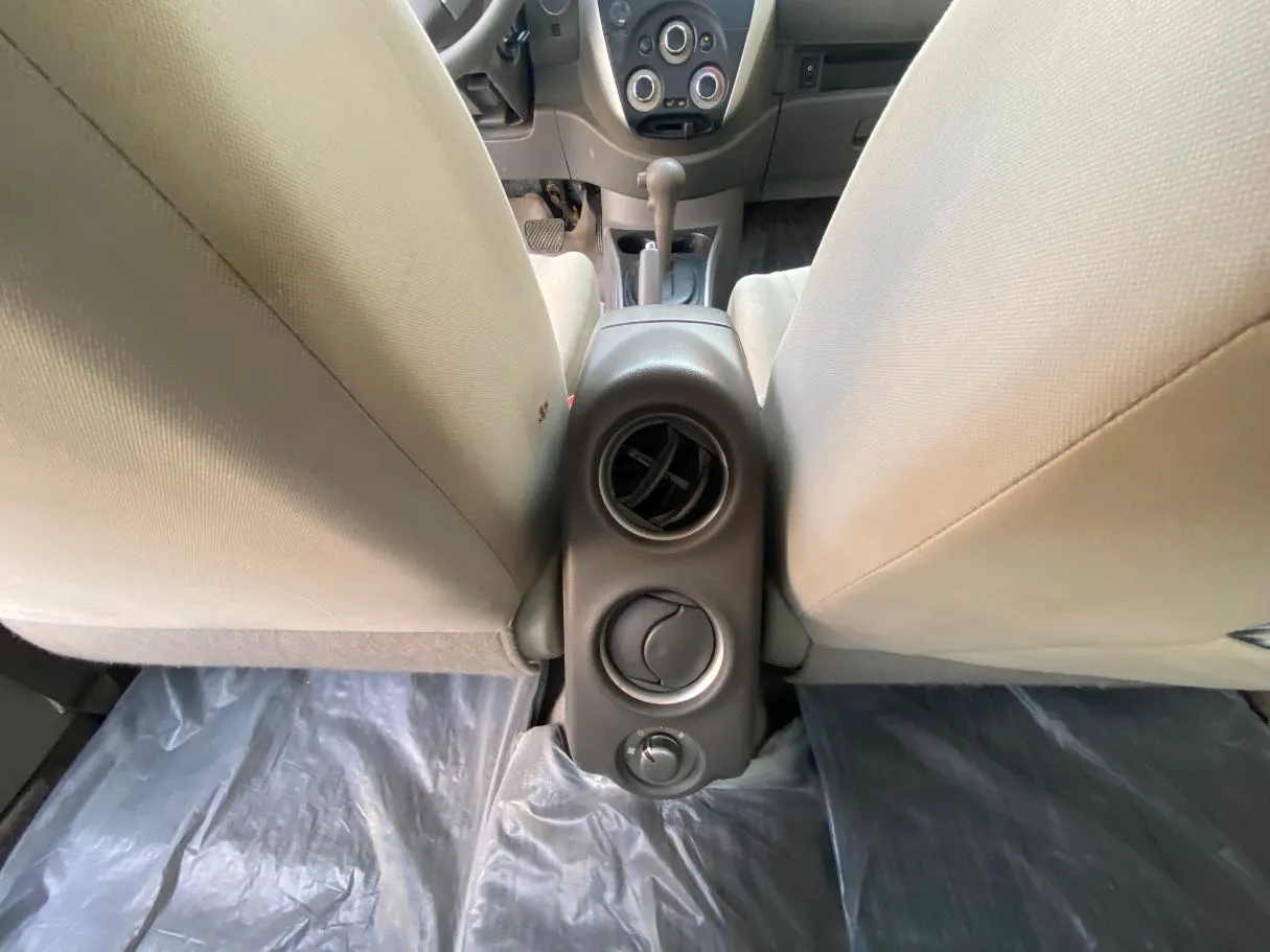 Car image 22