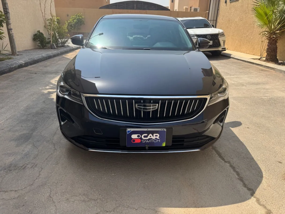 Car image 2