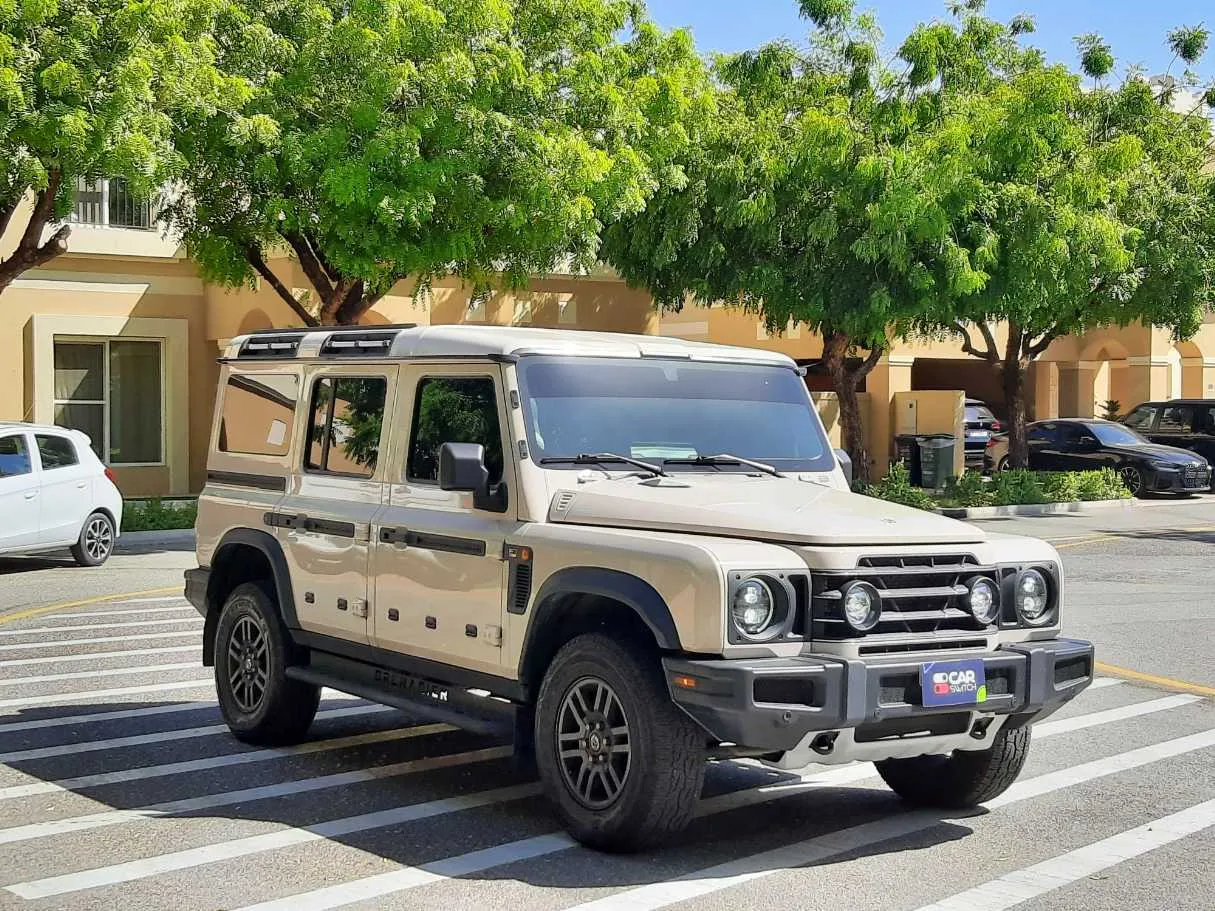 Car image 3
