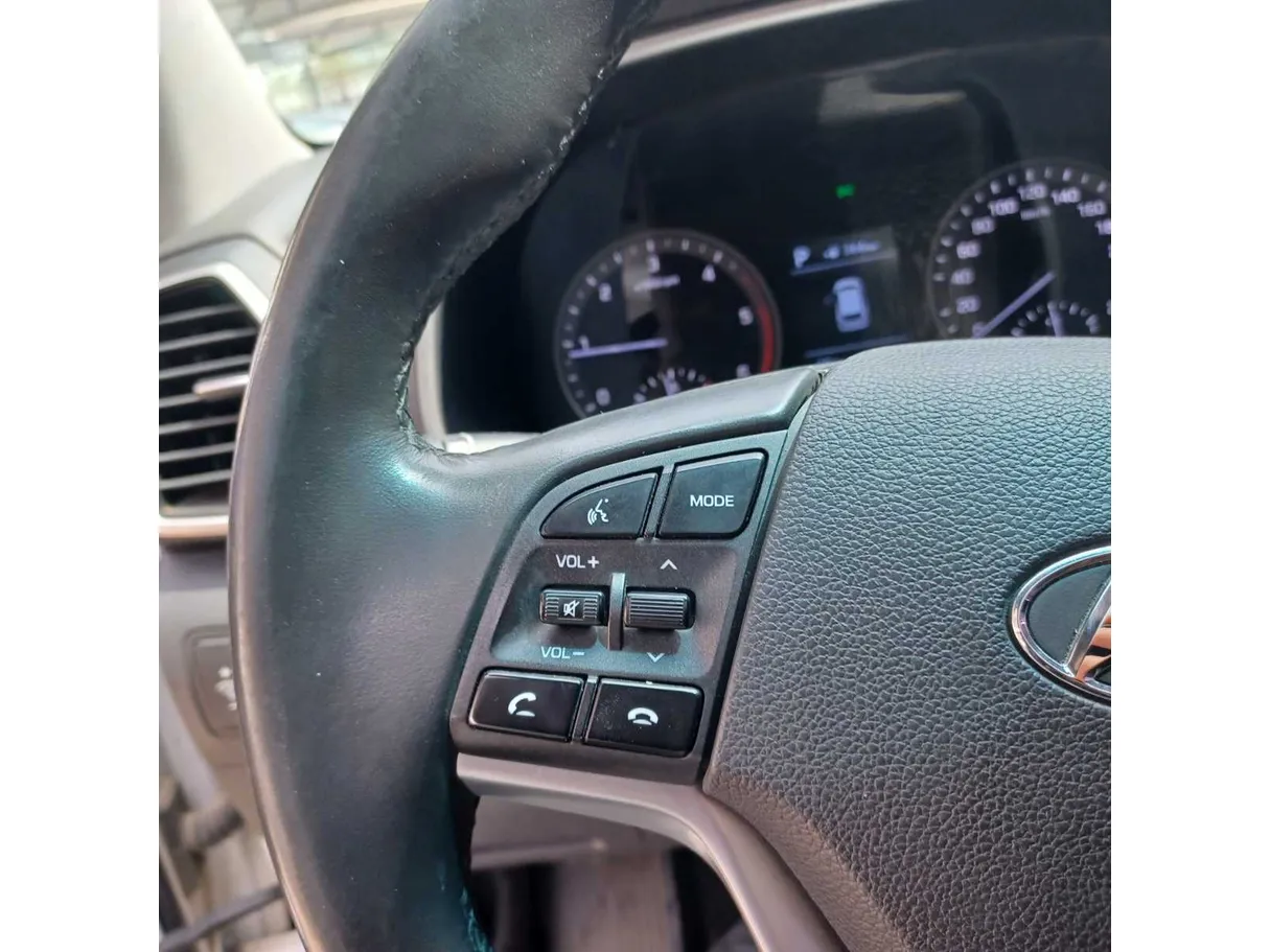 Car image 31