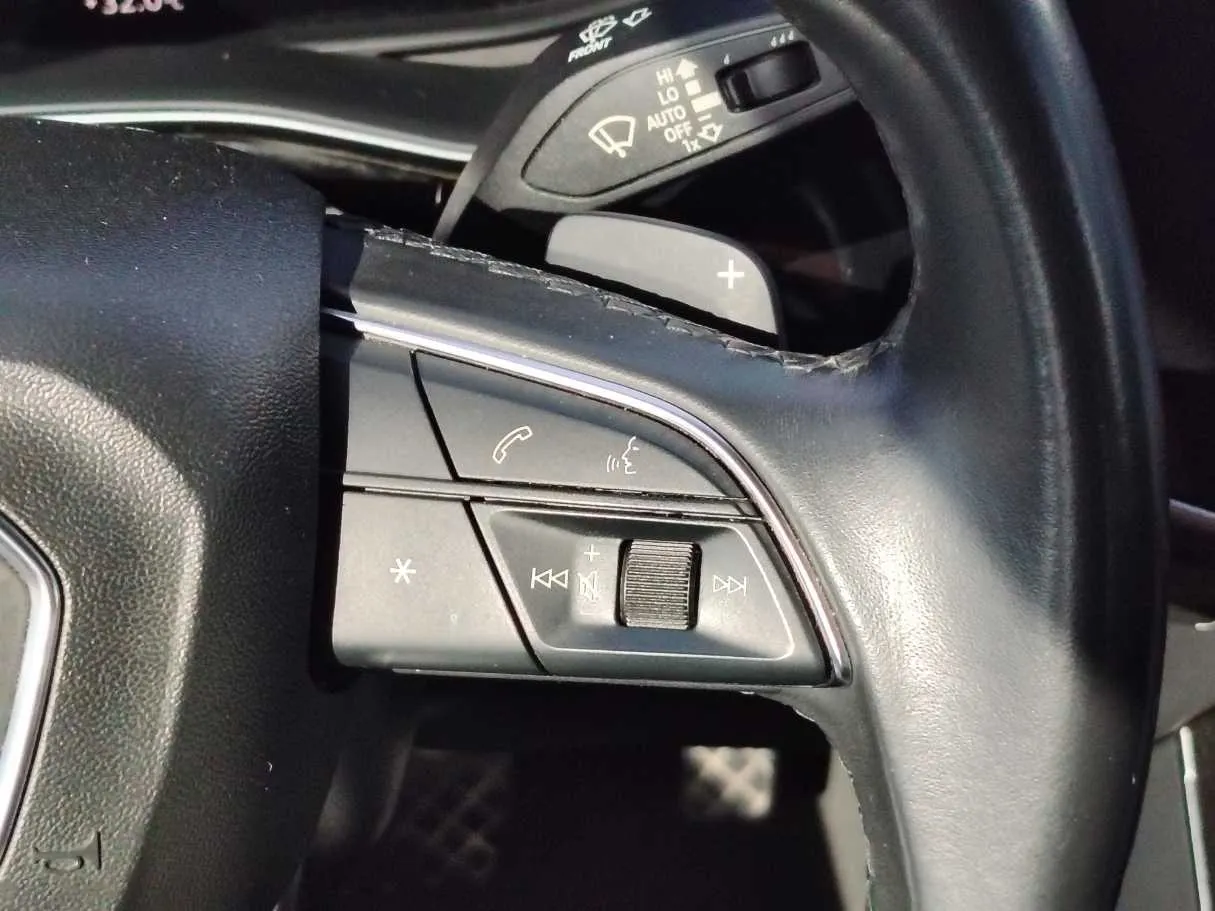 Car image 33