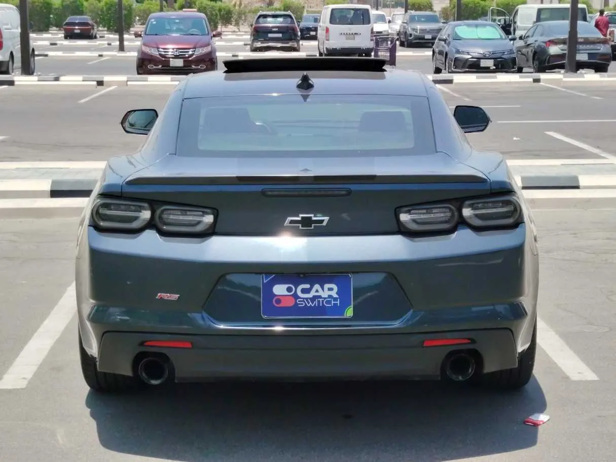 Car image 6