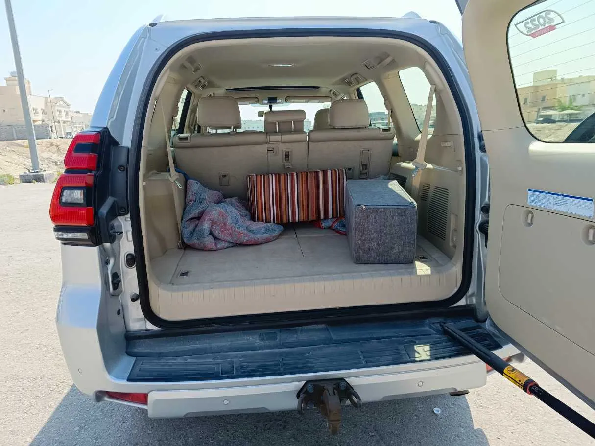 Car image 27