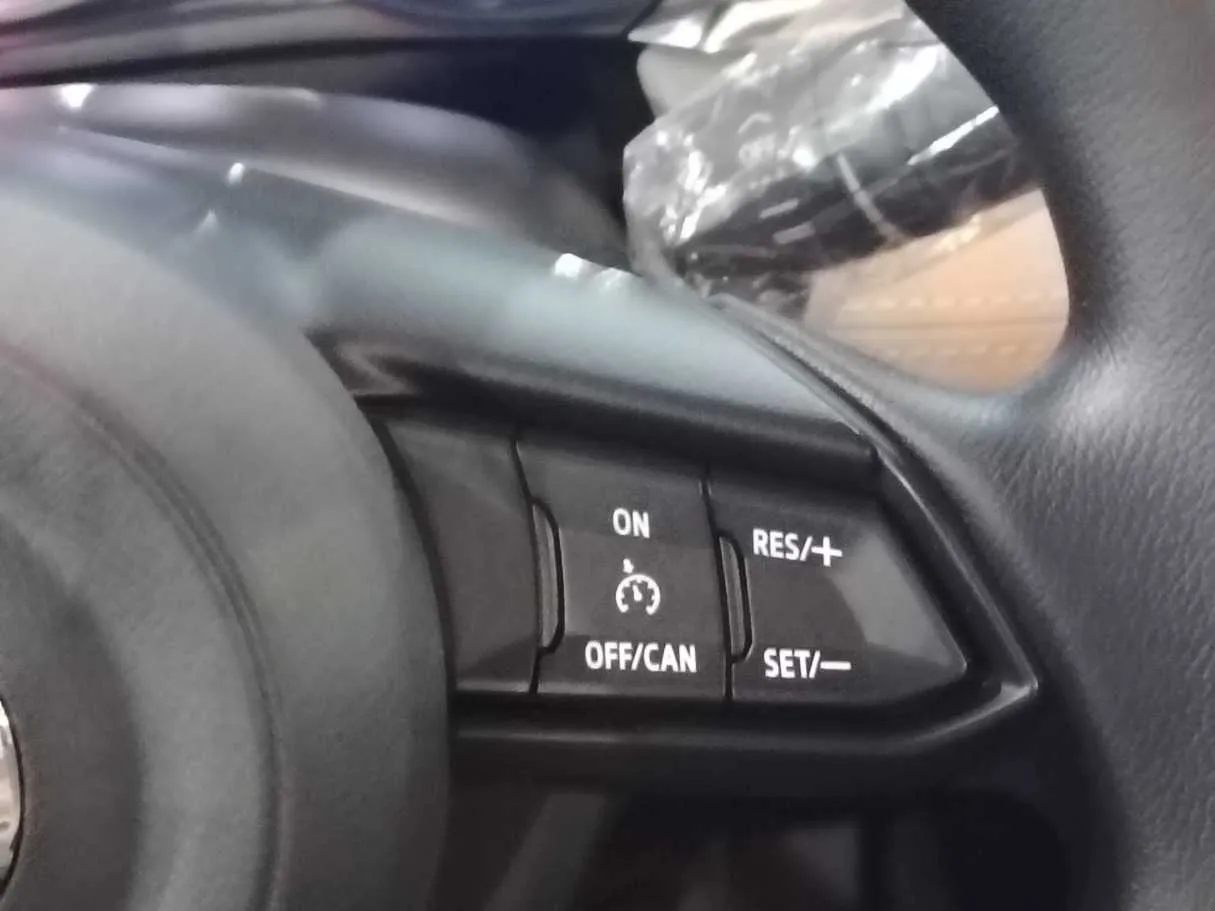 Car image 23