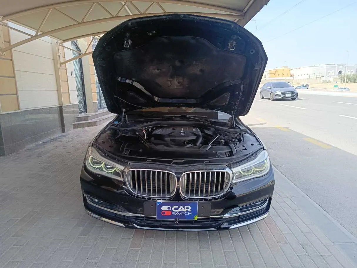 Car image 38