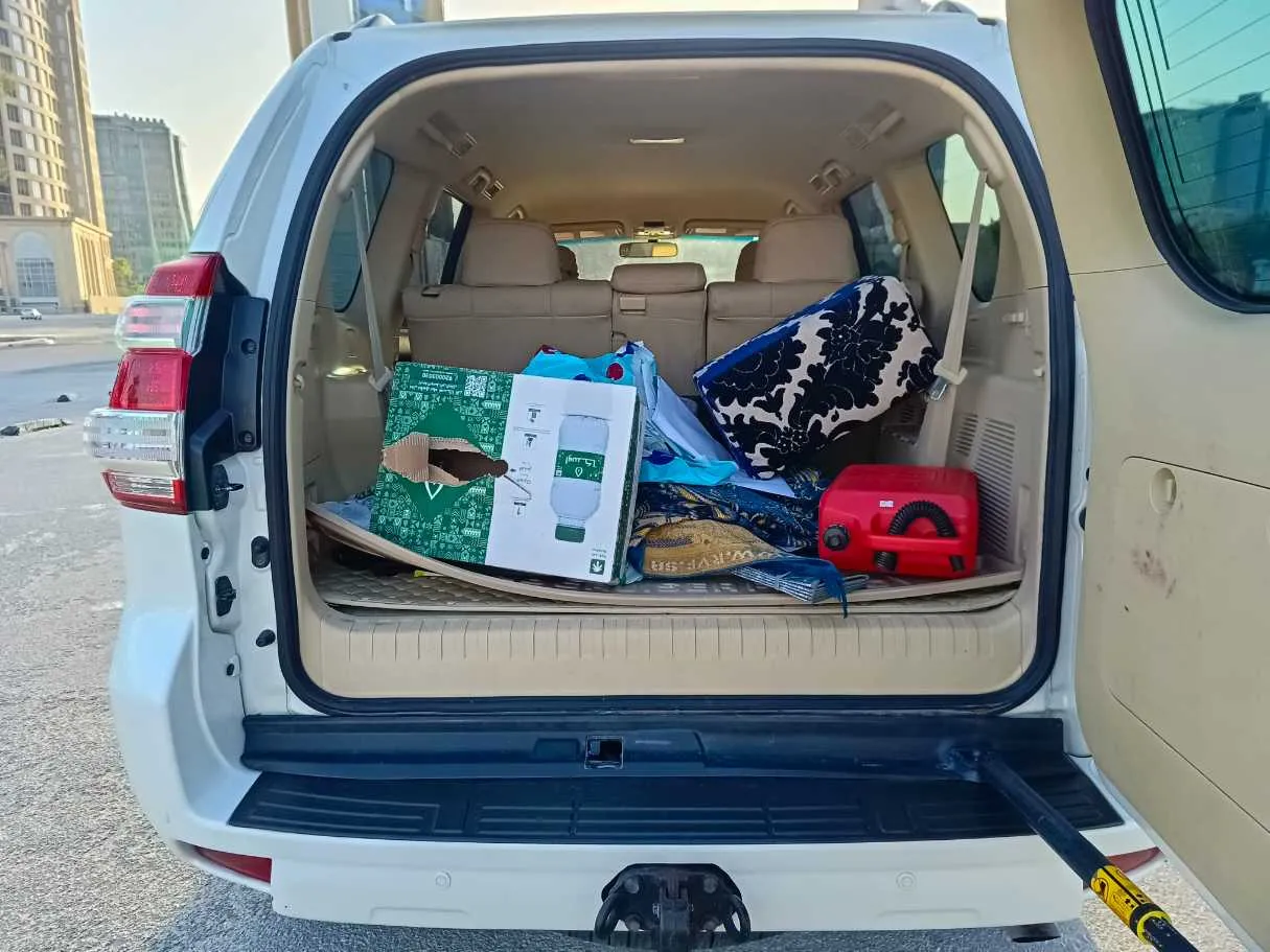 Car image 28