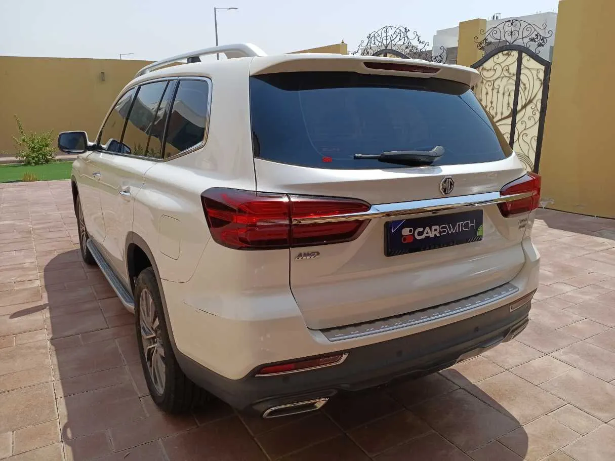 Car image 7