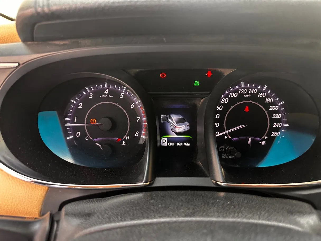 Car image 20